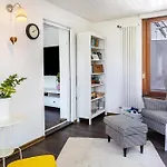 Haus Albi فالدكريش