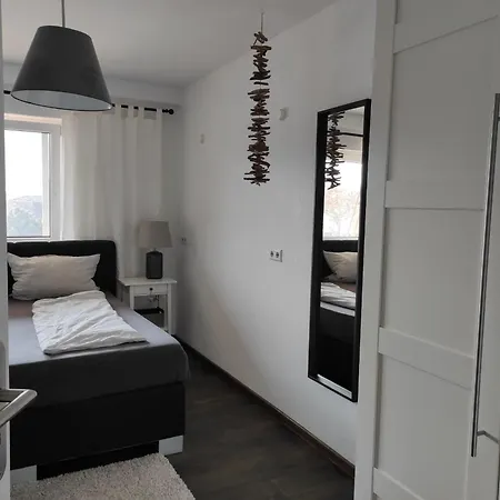 Apartment Haus Albi *